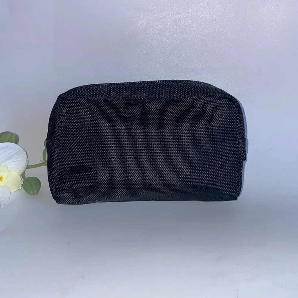Tumi discover sleek